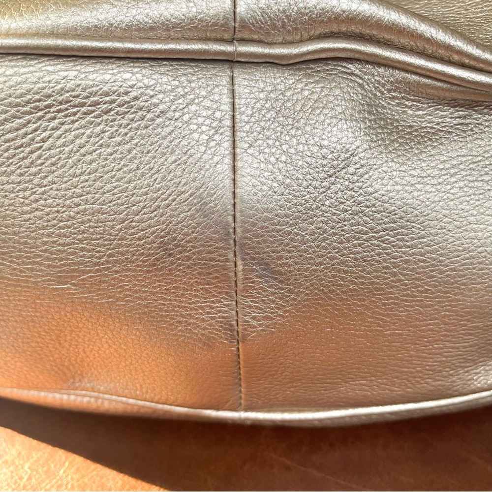 B.Makowsky Genuine Leather Hobo Style Shoulder Bag In Champagne Color - Picture 9 of 11